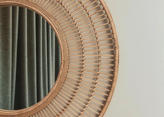 Amoessa Boutique - Adults Only Polychrono